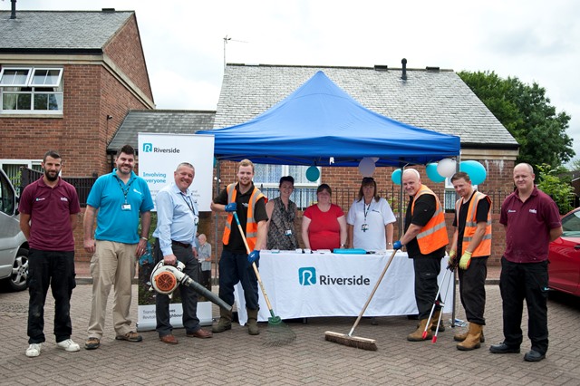 Volunteers from Riverside, BFE and Evolve clean up Walker estate