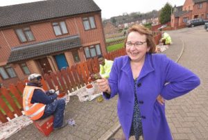 Carol Matthews visits community 