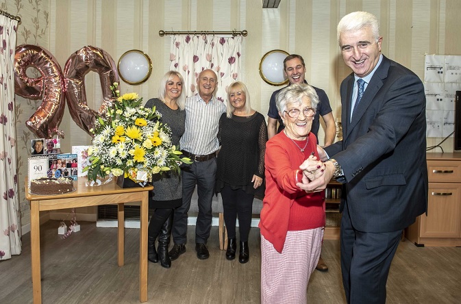 Riverside Chairman, Max Steinberg CBE visits Eva Cruikshank at her Riverside retirement living apartment at Fountain Court in Kirkdale.