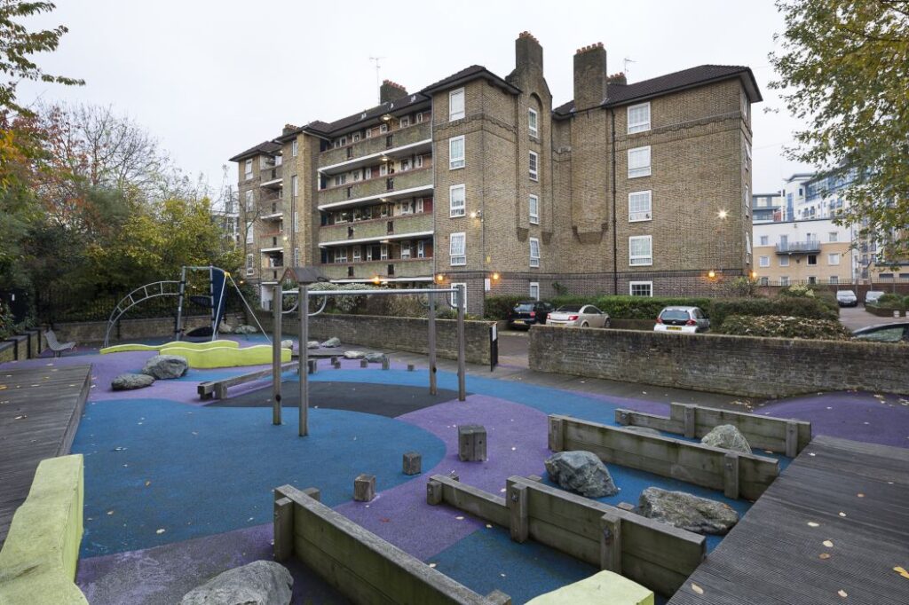 Kingsbridge-Estate-